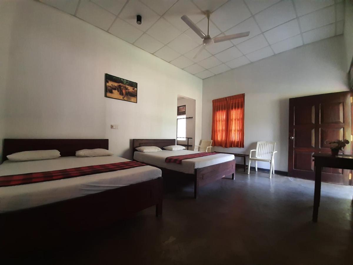 Hotel Katagamuwa Rest Kataragama Exterior foto
